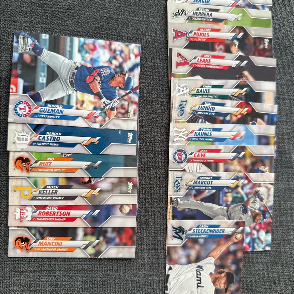 Assorted Baseball Trading Cards MLB - Picture 10 of 15